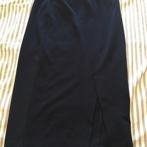 Uniqlo midi skirt